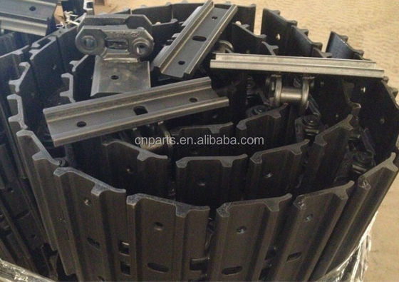 بيع TS160L Dozer Track Link Assy مطاطي تركيب الأحذية في الأسود أو الأصفر