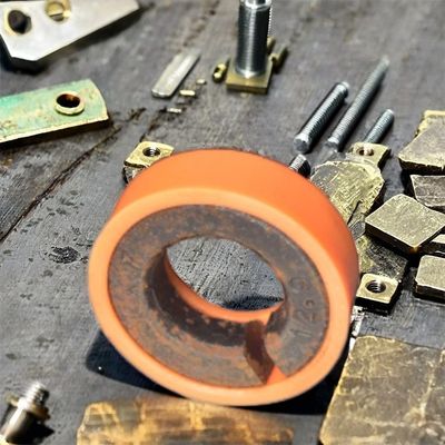 55-60HRC 硬さ E330 エグババターキット 建設機械のための銀8歯ピン