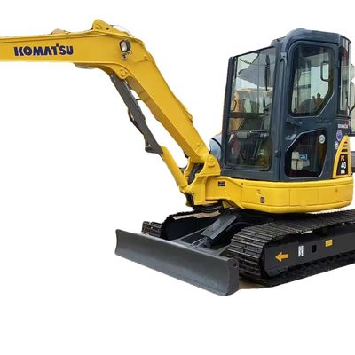 7 トン 75 使った掘削機 カマツー PC40MR クローラーマシン 順調