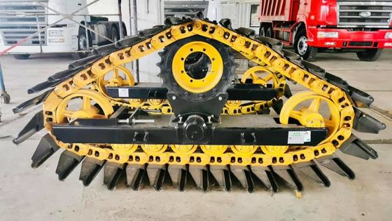 トラクター 新型三角クローラー 組み立て トライアングル・トラック